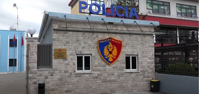 detaje-pse-flet-me-motren-time-ne-instagram-vellezerit-dhunojne-me-shkop-bejsbolli-efektivin-e-policise-ne-kruje-shpallen-ne-kerkim